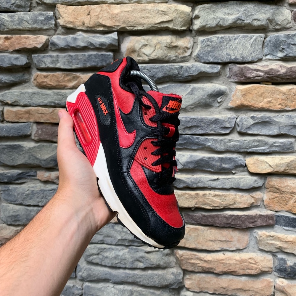 Nike Air Max 90 Bred Colorway